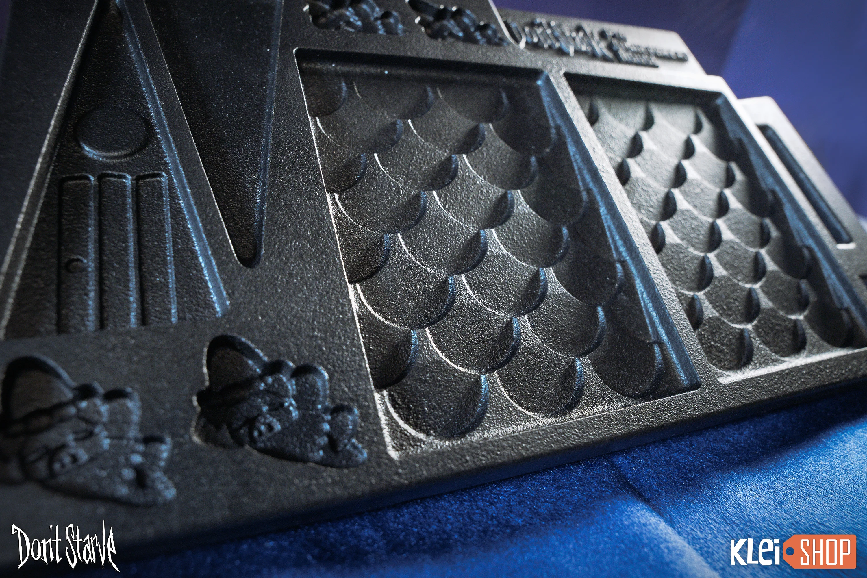 Don't Starve: Pig House Gingerbread Mold (LIMITED EDITION) - Image 6