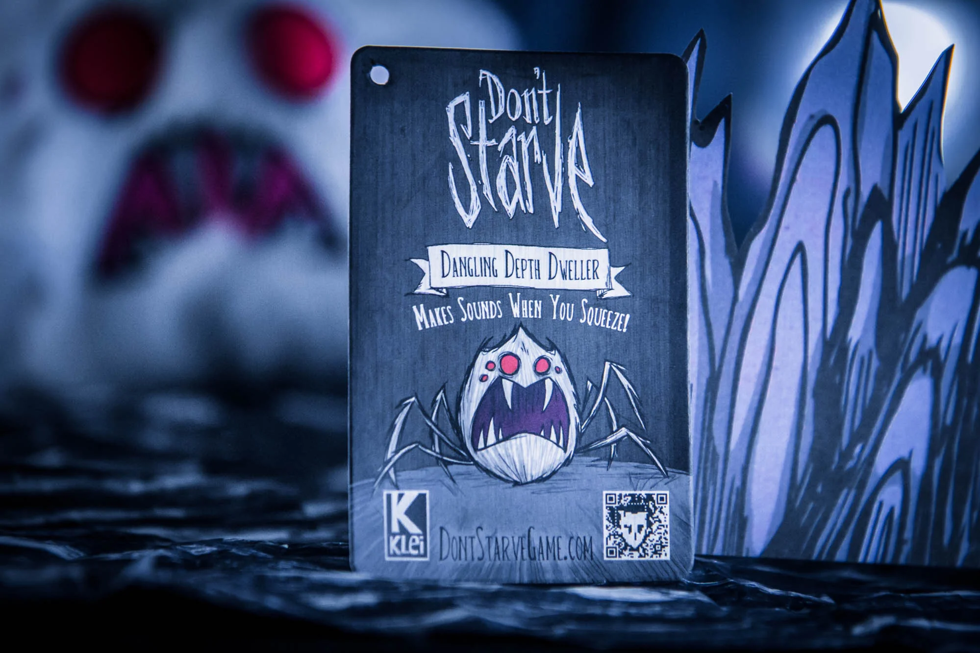 Don't Starve: Spider Plush (White) V2.0 - Image 6